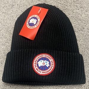 Canada Goose Black Ribbed Beanie